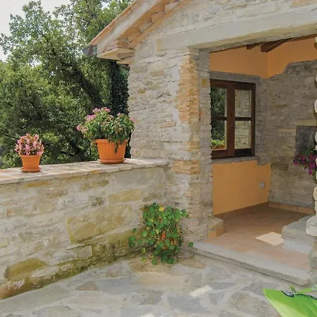 Hébergement de vacances La Ginestra *